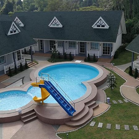 English Resotel : อิงลิช รีโซเทล 洛坤府 外观 照片
