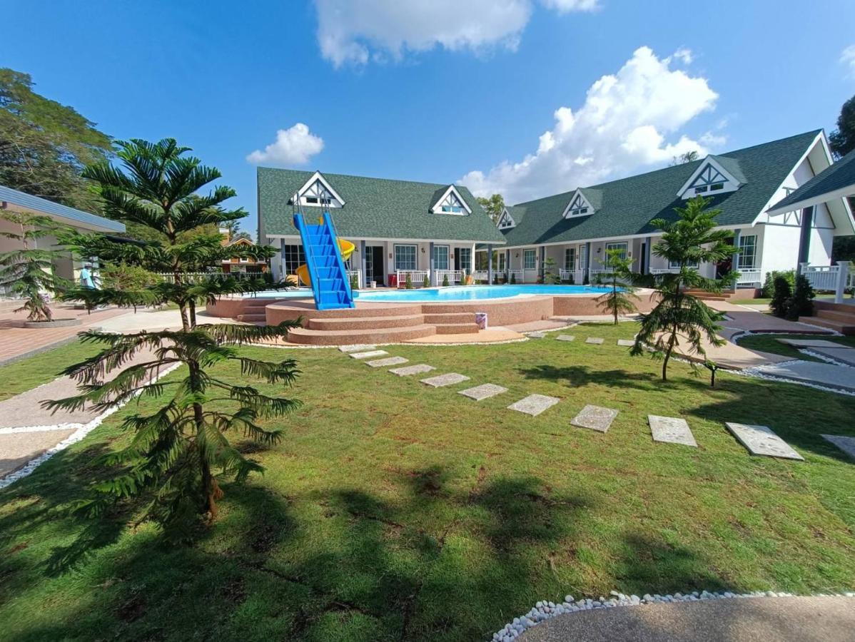 English Resotel : อิงลิช รีโซเทล 洛坤府 外观 照片