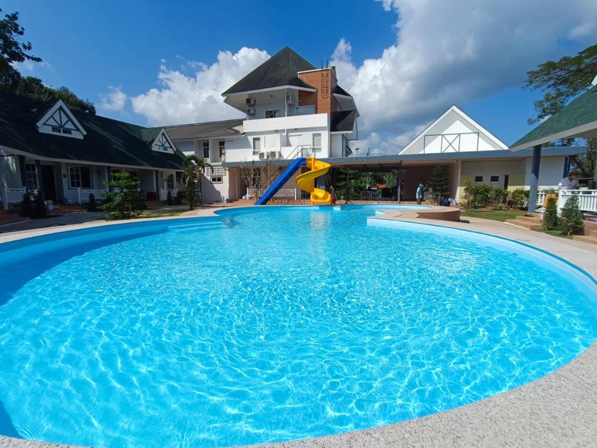 English Resotel : อิงลิช รีโซเทล 洛坤府 外观 照片